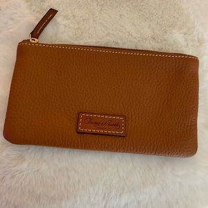 Dooney & Bourke wallet